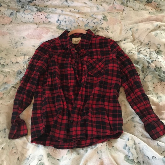 Forever 21 Tops - Black / Red Flannel Button Down